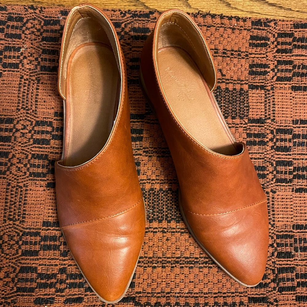Cute Brown faux leather shoes